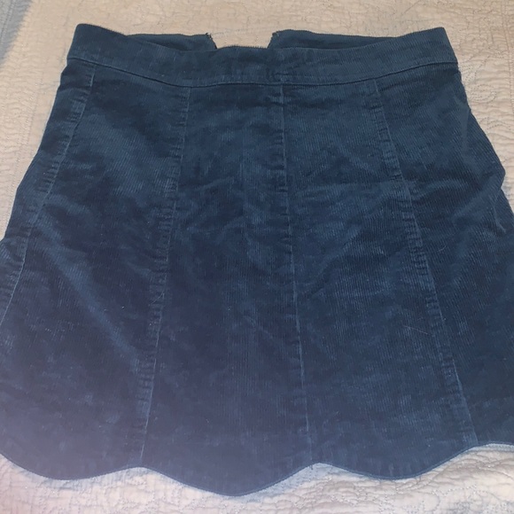 BLUE VELVET SKIRT - Picture 4 of 8